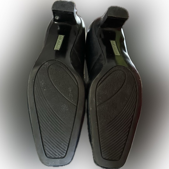 EASY SPIRIT Navy Blue heels. Classic style low heels comfort Size 7 Gently Used - Picture 4 of 4